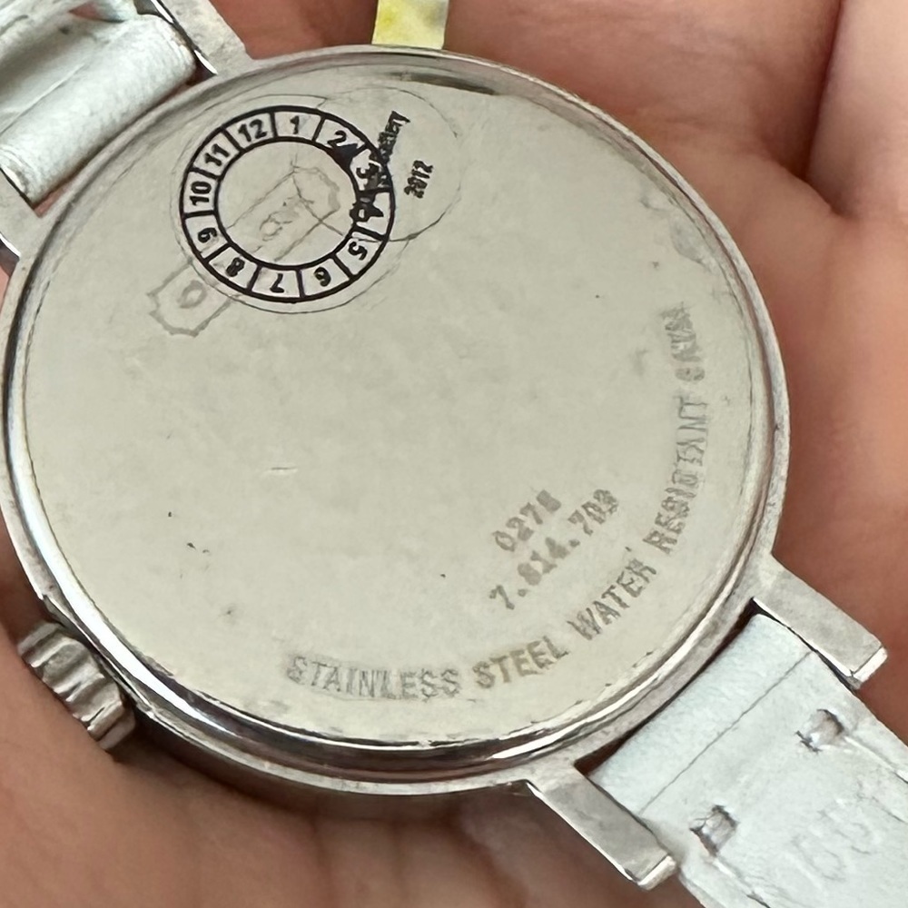 Coach Swiss watch logo pastel white genuine leather strap water resistant‌‌‌‌‌‌ - Picture 6 of 9